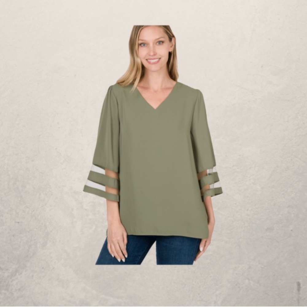 Spunky Monkey Womens Wide 3/4 Sleeve Boho.